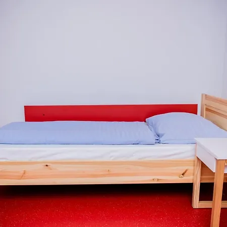 Miedzynarodowy Dom Spotkan Mlodziezy W Oswiecimiu Szálloda